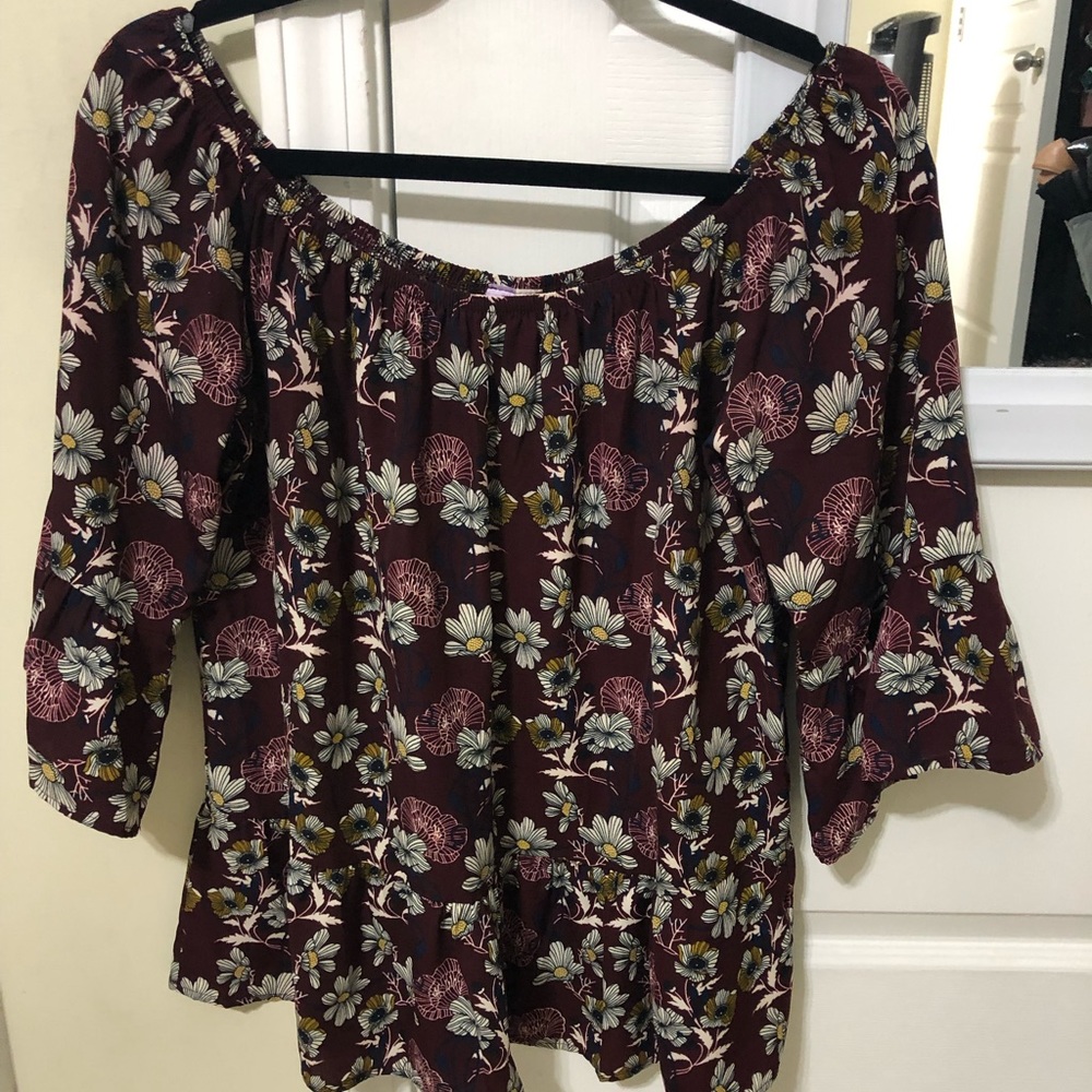 Off the shoulder Blouse top